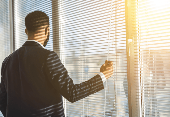 How to manage sun glare in your office